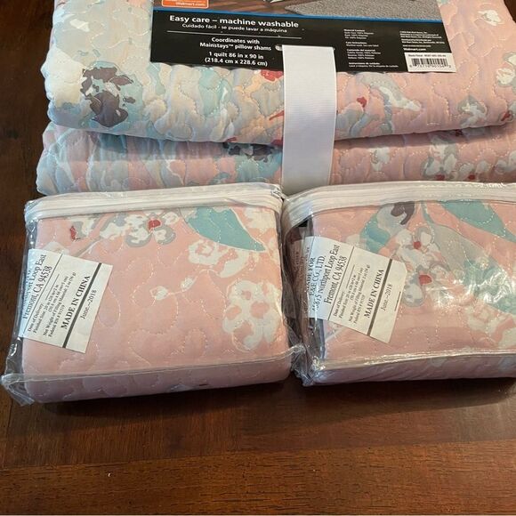 Pink Blush Grey Floral Queen Size Bed Quilt and Shams NEW Bedding - Picture 9 of 11
